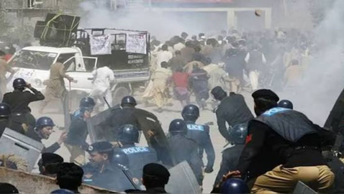 Pakistan Army PoK Crisis